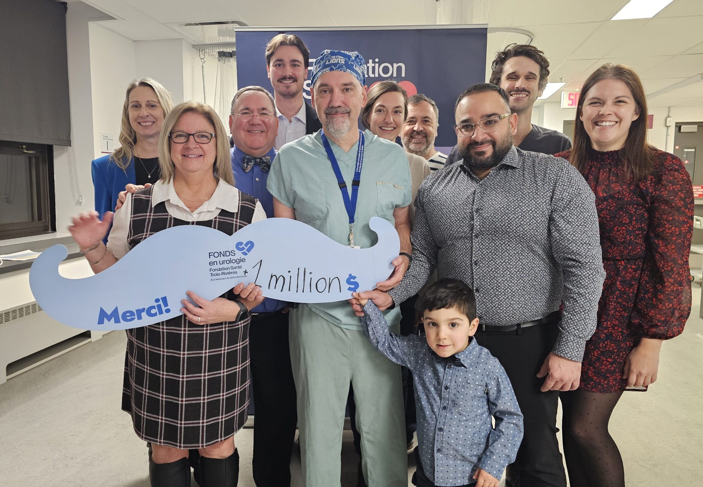 Photo_Equipe urologie avec cheque 1 M$